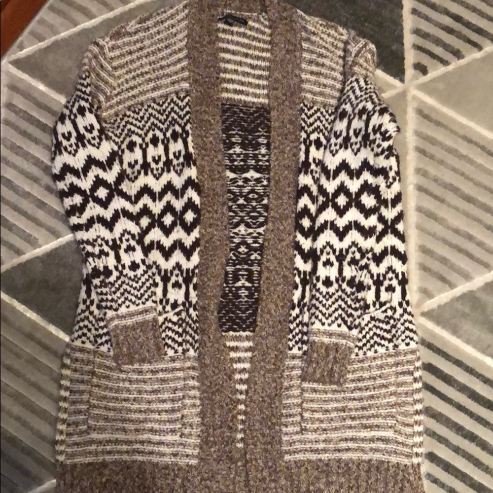 American Eagle Cardigan Sweater